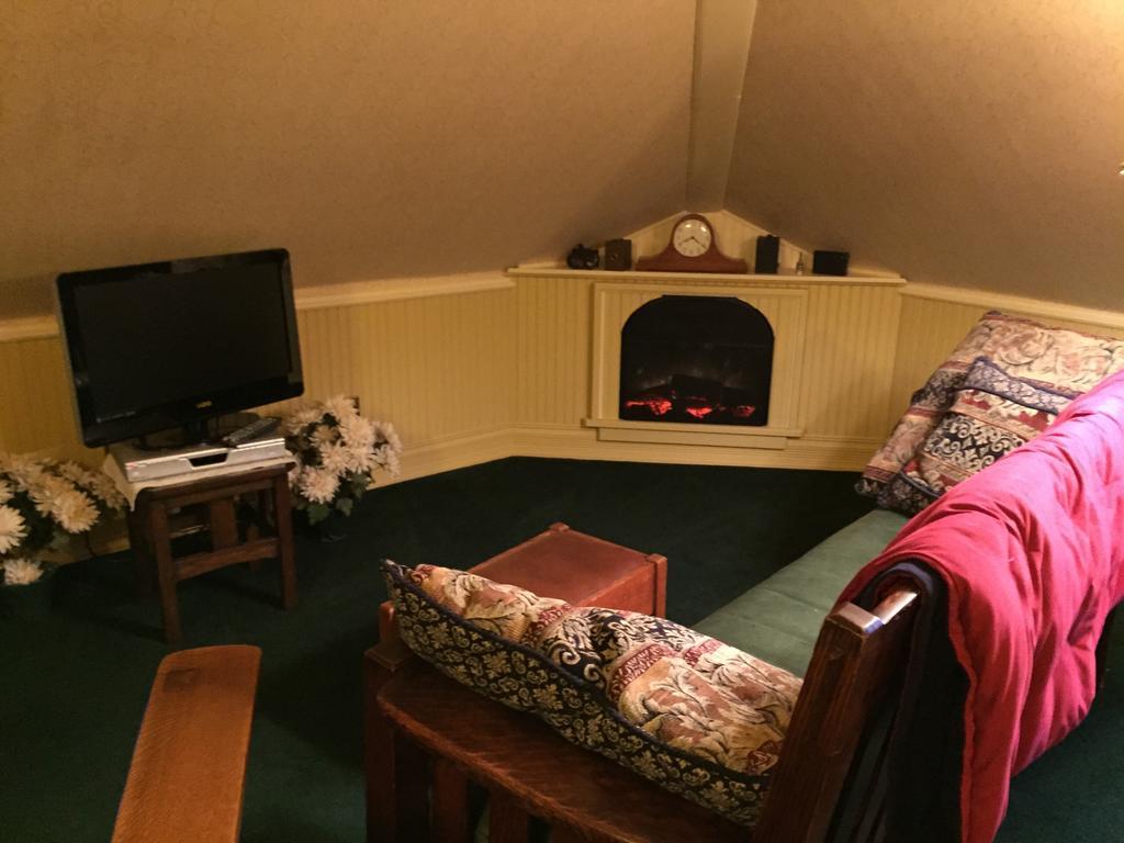 Alaska's Capital Inn Bed&Breakfast Juneau Bagian luar foto